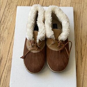 Sperry Chestnut Brown Suede Faux-Fur Lined Slip-Ons